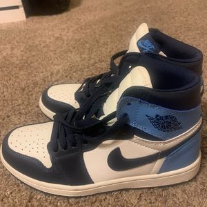 Nike Jordan’s W 11 / M 9